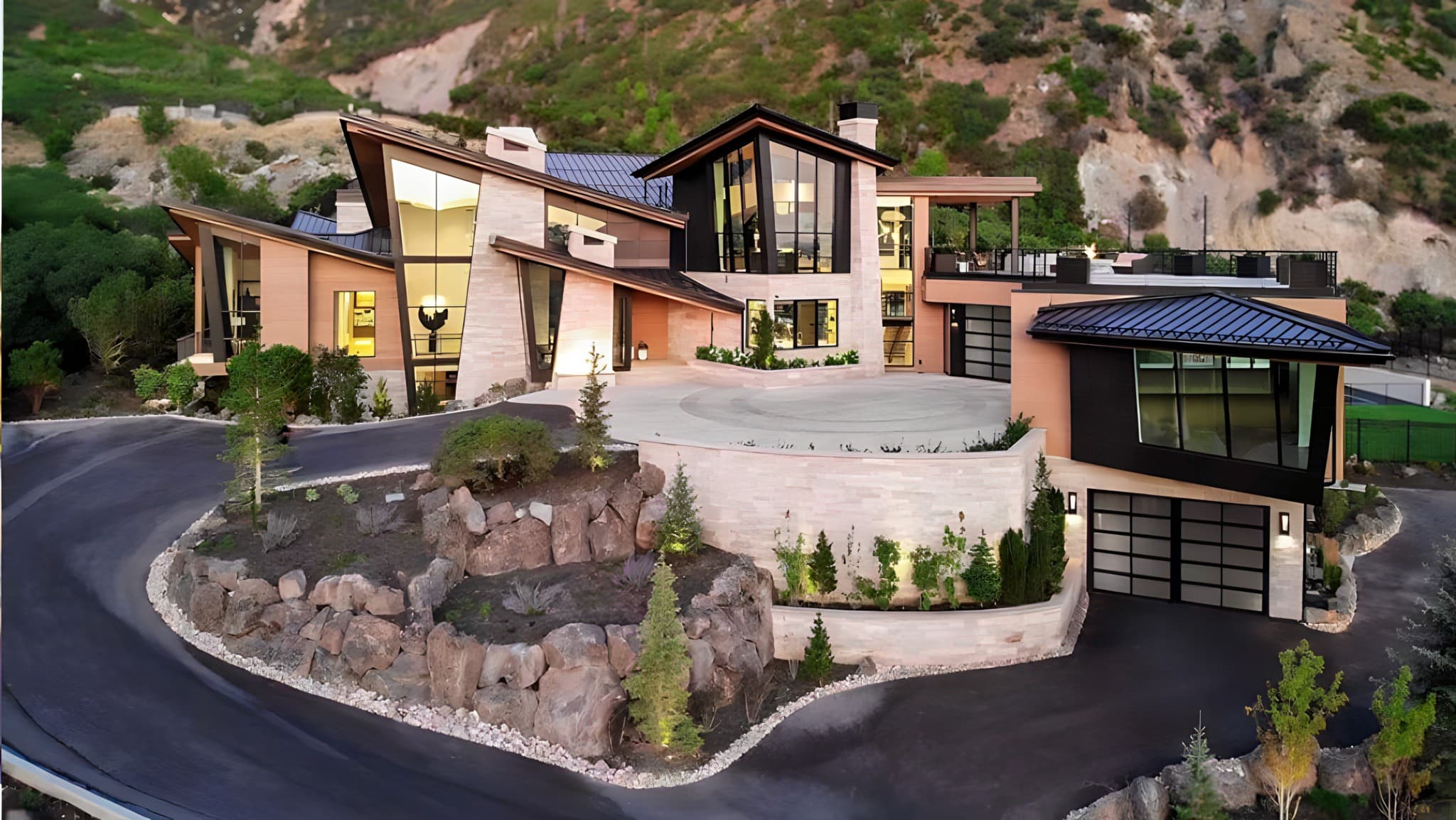 Modern hillside residence at the Taunggyi Vista Project